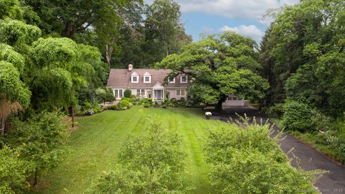 2 Hampton Ln, New Canaan, CT, 06840-4141 | Card Image