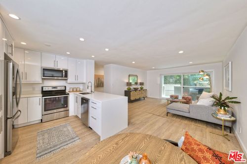 apt-102-11910 Mayfield Ave, Los Angeles, CA, 90049-5949 | Card Image