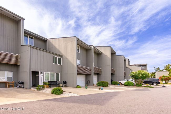 310-TAR-LANDING-VILLAS - 2106 E Fort Macon Rd, Condo with 3 bedrooms, 3 bathrooms and null parking in Atlantic Beach NC | Image 28