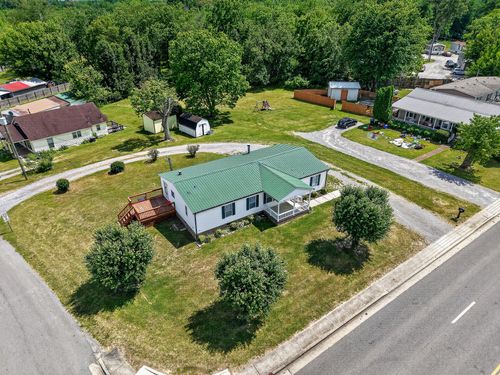 900 S Mountain St, Smithville, TN, 37166 | Card Image