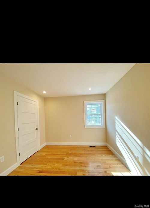 2-11485 177th Pl, Jamaica, NY, 11434-1405 | Card Image