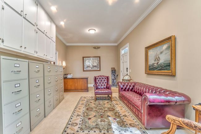 417 Court St, Home with 0 bedrooms, 3 bathrooms and null parking in Calhoun GA | Image 15