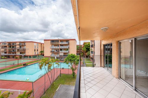 3219-1910 W 56th St, Hialeah, FL, 33012-6900 | Card Image