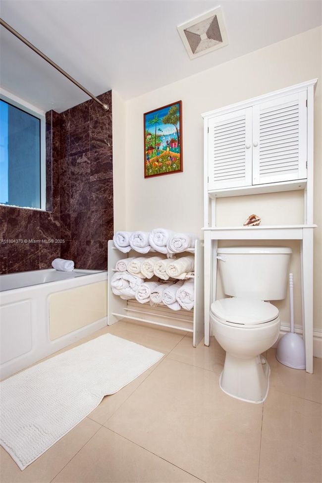 APT-3106 - 1250 S Miami Ave, Condo with 3 bedrooms, 2 bathrooms and null parking in Miami FL | Image 42