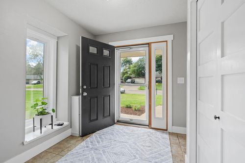 12310 51st Ave N, Plymouth, MN, 55442-2062 | Card Image
