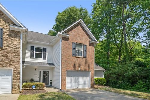 6694 Villa Ct, Lithonia, GA, 30038-2468 | Card Image