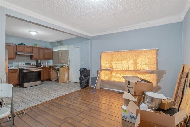 1 - 303 Gere Ave, Home with 4 bedrooms, 2 bathrooms and null parking in Syracuse NY | Image 9
