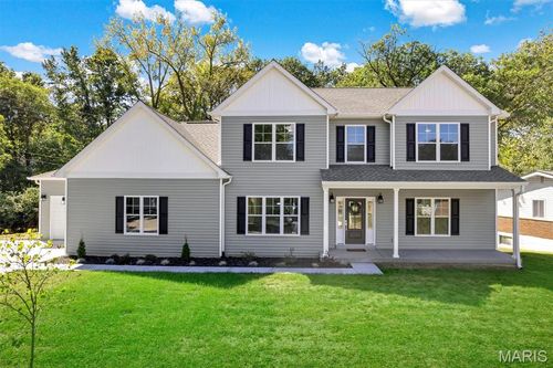 683 Bellerive Estates Dr, Saint Louis, MO, 63141-6228 | Card Image