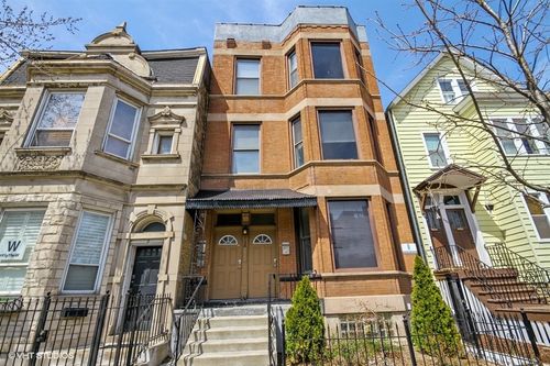 2-1138 W Addison St, Chicago, IL, 60613-7066 | Card Image