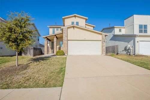 8108 Mc Kamy Dr, Austin, TX, 78744-5913 | Card Image
