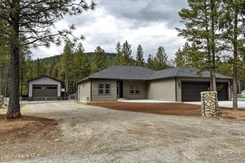 465 Elk Road, Moyie Springs, ID, 83845 | Card Image