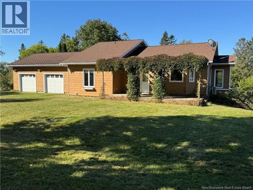 37 Waugh Rd, Riverbank Carleton Co, NB, E7L4H7 | Card Image