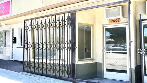 b-12604 Penn St, Whittier, CA, 90602-1207 | Card Image