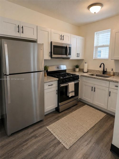 apt-12-1181 Nw 8th Street Rd, Miami, FL, 33136-2360 | Card Image