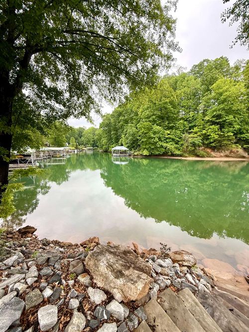 1200 Loran Pointe Cir, Seneca, SC, 29672-2303 | Card Image