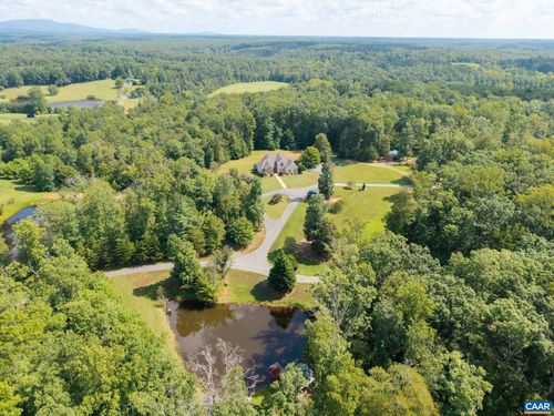 4995 Moriah Way, KESWICK, VA, 22947-3106 | Card Image