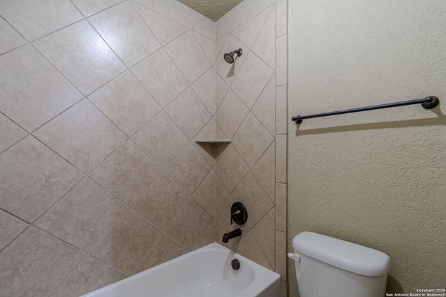 27038 Sable Run, House other with 5 bedrooms, 4 bathrooms and null parking in Boerne TX | Image 55