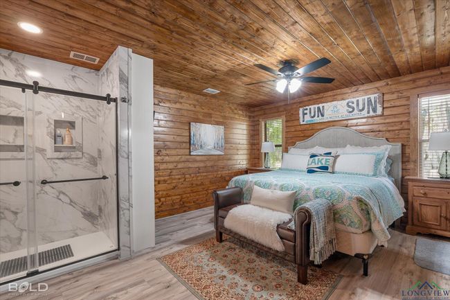 4120 Cypress Village Rd, House other with 3 bedrooms, 3 bathrooms and null parking in Karnack TX | Image 14