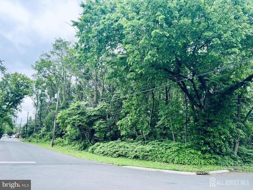 3 Hunt Avenue, Hamilton, NJ, 08610 | Card Image
