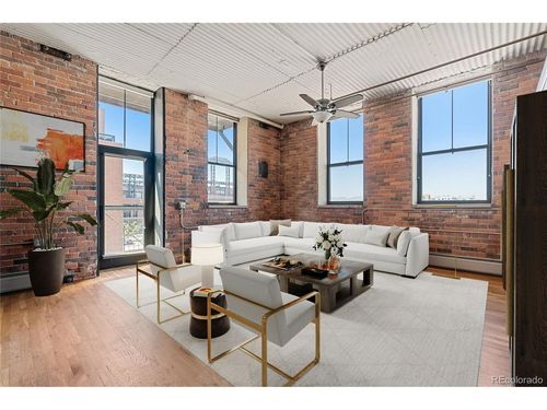 apt-4d-2261 Blake St, Denver, CO, 80205-2045 | Card Image