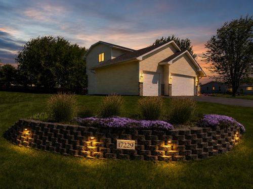 17229 Van Buren St Ne, Ham Lake, MN, 55304-4170 | Card Image