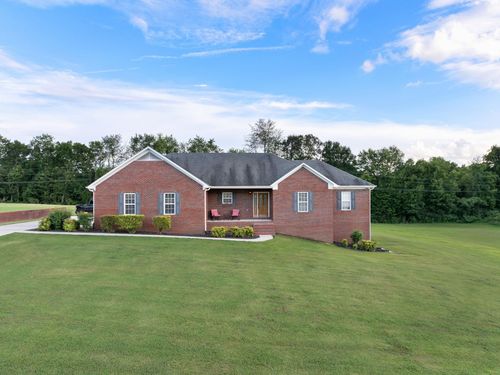 77 Malibu Ln, Killen, AL, 35645-7559 | Card Image