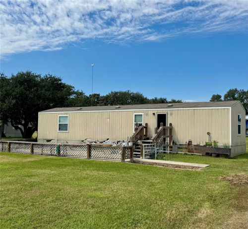1535 Bayview Dr, Palacios, TX, 77465-1501 | Card Image