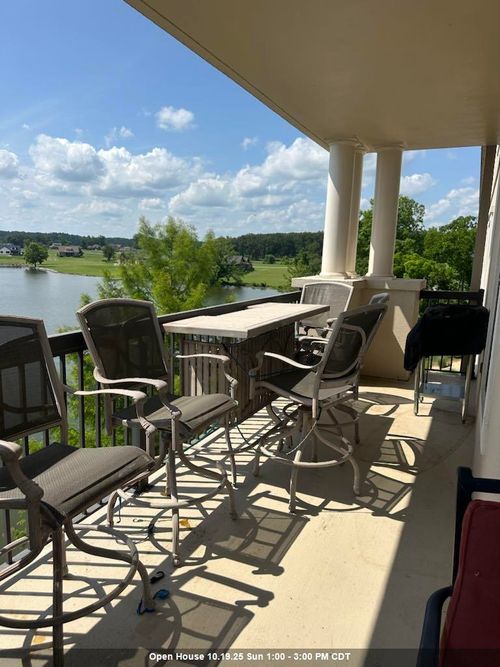 c4-12100 Two Rivers Dr, Athens, AL, 35611-8655 | Card Image