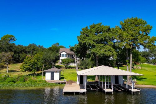 103 Sandy Mountain Dr, Sunrise Beach, TX, 78643-9250 | Card Image