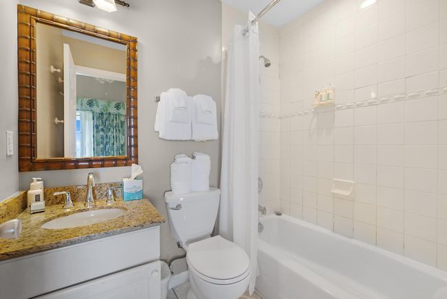 2104 Marina Villas Dr, Condo with 2 bedrooms, 3 bathrooms and null parking in Duck Key FL | Image 22