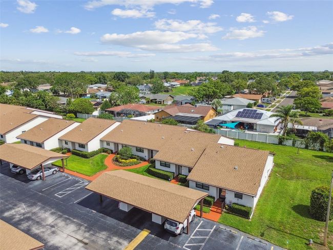 7923 Radcliffe Cir, House other with 2 bedrooms, 2 bathrooms and null parking in PORT RICHEY FL | Image 58