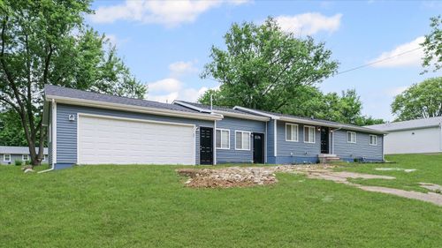 108 S Jefferson St, Saybrook, IL, 61770-9306 | Card Image