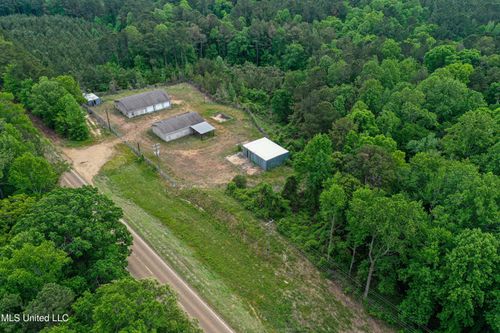 001 E Main St, Louisville, MS, 39339 | Card Image