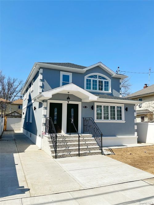 118 200th St, Saint Albans, NY, 11412-3523 | Card Image