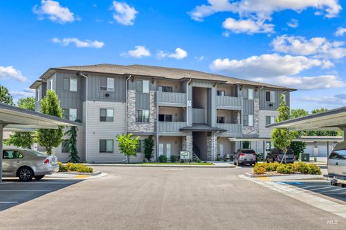 3126 E Victory Rd, Nampa, ID, 83687-8704 | Card Image