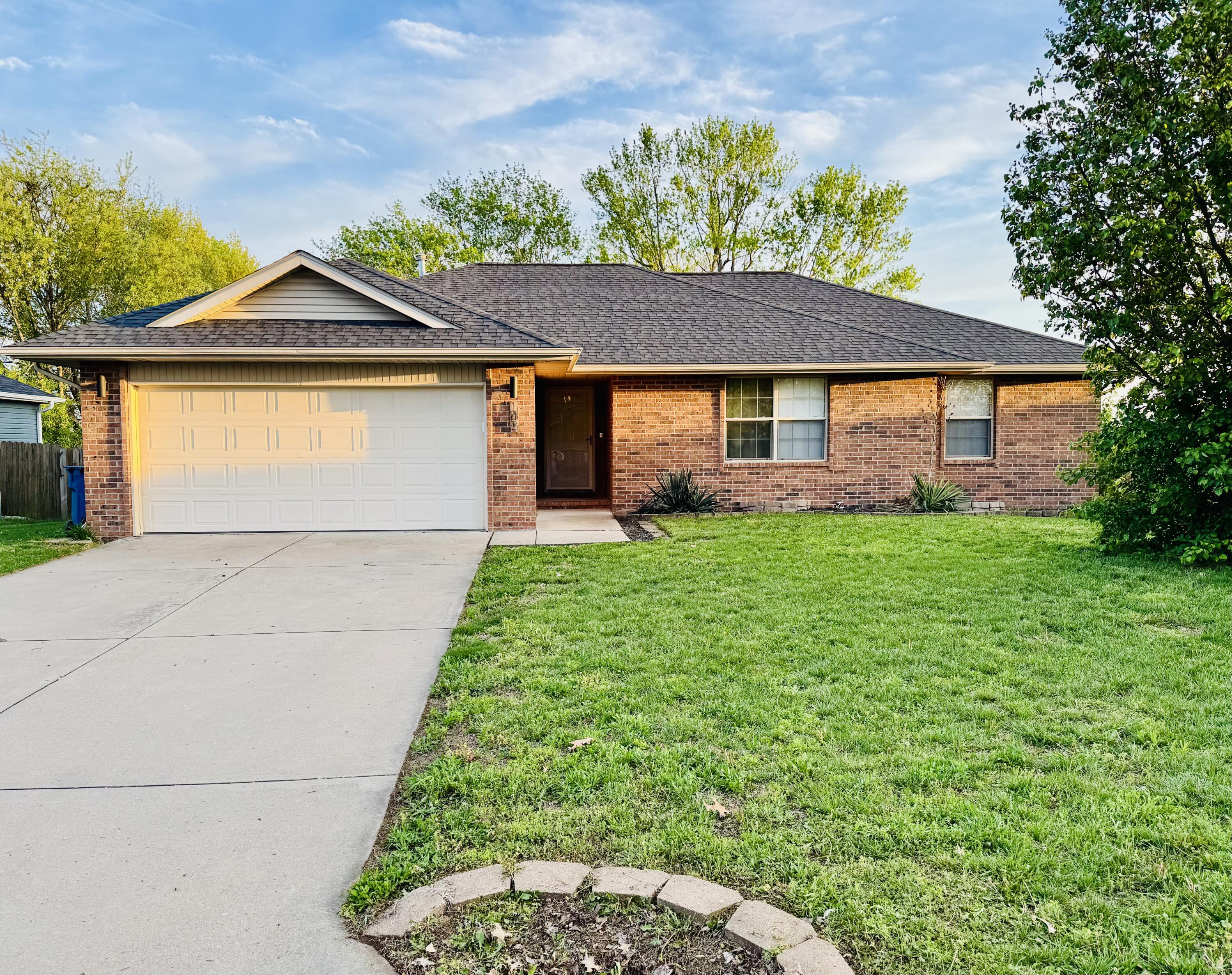 Residential in Nixa
