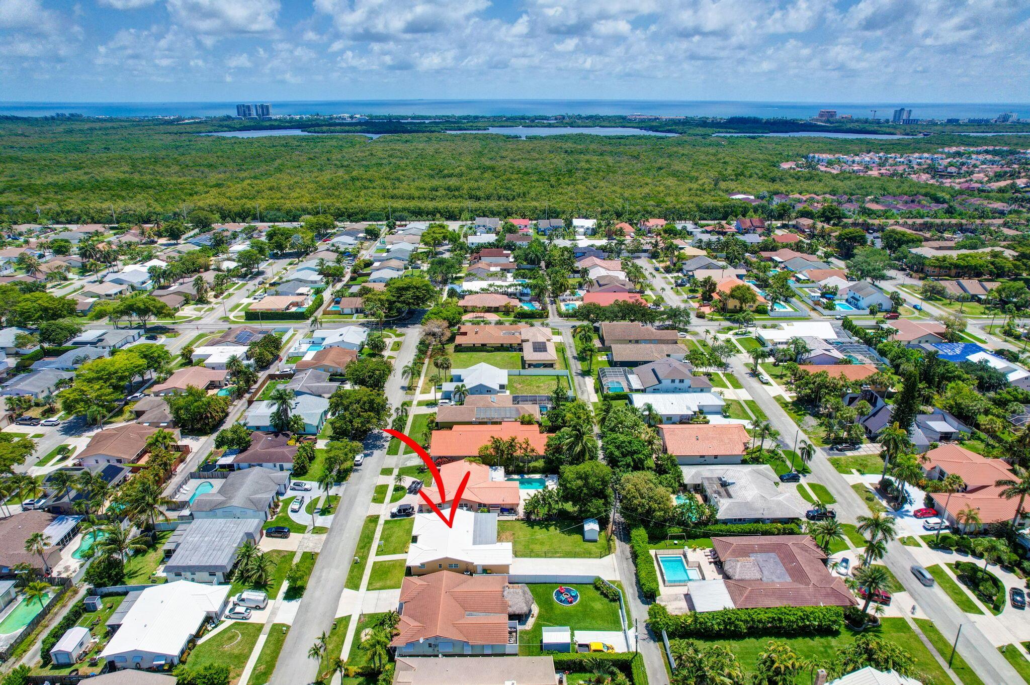 5th St, Dania, FL 33004