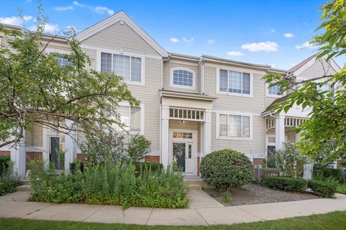 9411 Harrison St, Des Plaines, IL, 60016-1542 | Card Image