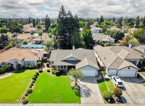 10415 Dorchester Street, Bakersfield, CA, 93311 | Card Image