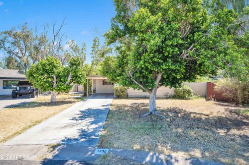 1330 E Catalina Dr, Phoenix, AZ, 85014-5506 | Card Image