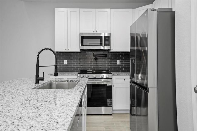 622 Luke St, House other with 3 bedrooms, 3 bathrooms and null parking in Dayton TX | Image 6