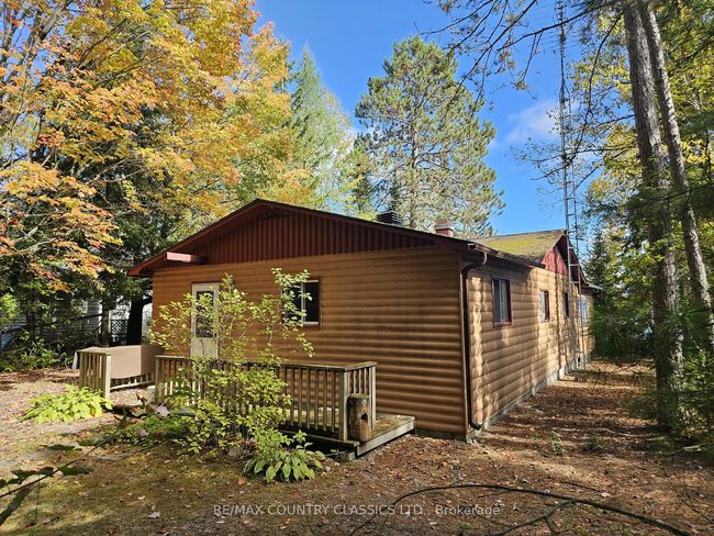 1282 Kamaniskeg Lake Rd, House other with 3 bedrooms, 1 bathrooms and 4 parking in Combermere ON | Image 8