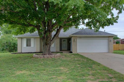 3304 N National Ave, Springfield, MO, 65803-4429 | Card Image