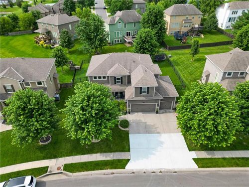 104 Sw Shores Dr, Lees Summit, MO, 64064-4502 | Card Image
