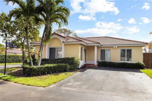 5717 Nw 102nd Pl, Doral, FL, 33178-2661 | Card Image