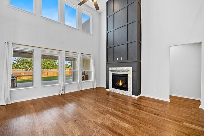 2904 Fallcrest Bnd, House other with 5 bedrooms, 5 bathrooms and 3 parking in Leander TX | Image 5
