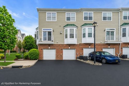 1002 Cunningham Ct, Belleville, NJ, 07109-5358 | Card Image