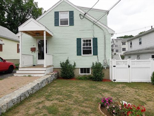 15 Governor, Arlington, MA, 02474 | Card Image