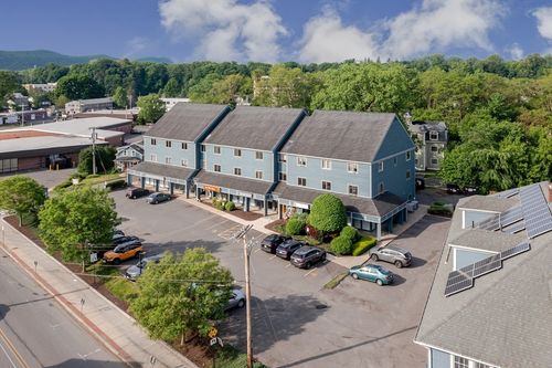 9-351 Pleasant St, Northampton, MA, 01060-3957 | Card Image