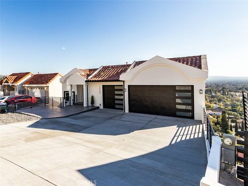 12254 Circula Panorama, Santa Ana, CA, 92705-6332 | Card Image
